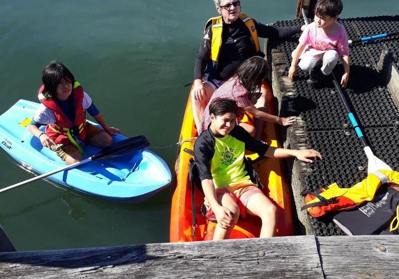 Bahay Isla Inn  Hostel Puerto Galera