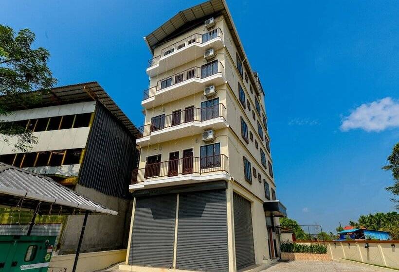 ホテル Hisham Suites