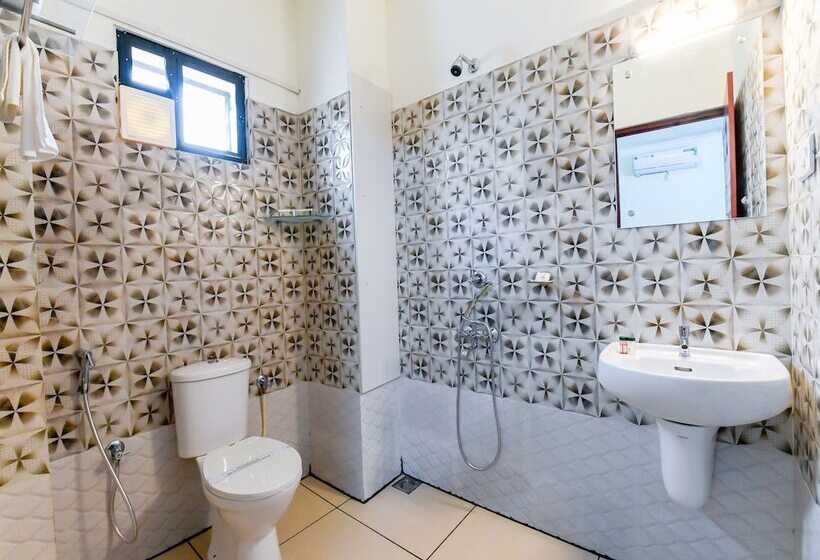 ホテル Hisham Suites