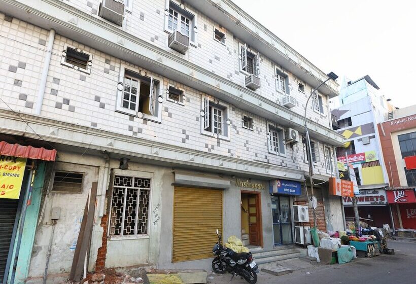 Hotelli Krishna Park Guest House