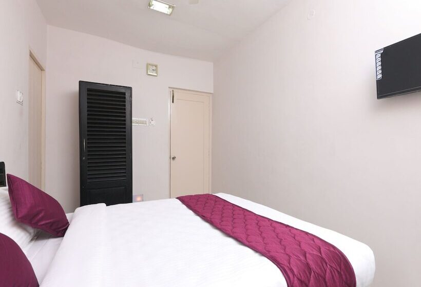 Hotelli Krishna Park Guest House