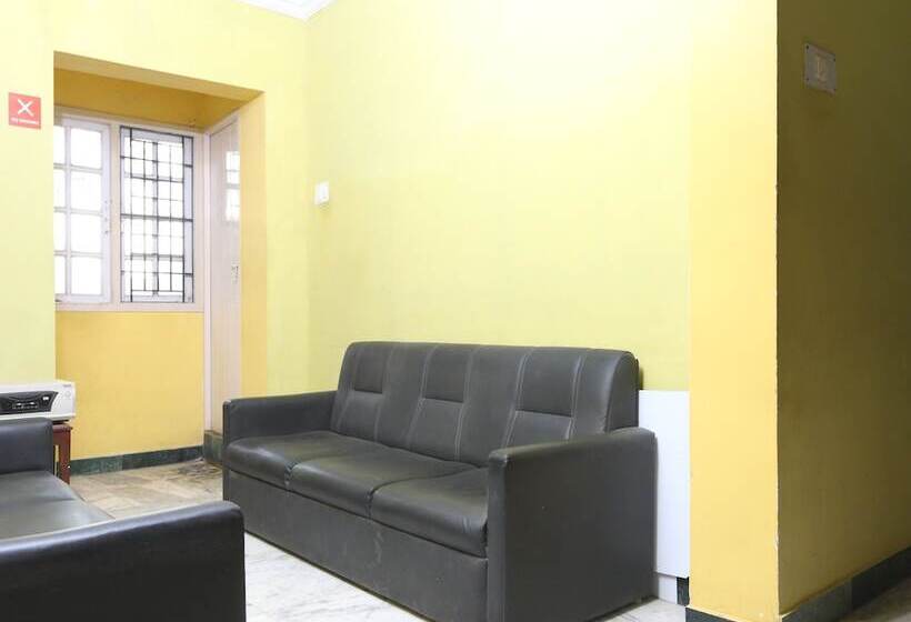 Hotelli Krishna Park Guest House