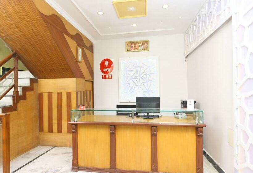 Hotelli Krishna Park Guest House