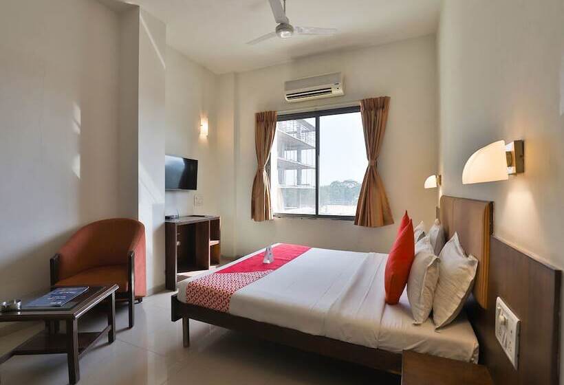 هتل President Inn By Sky Stays