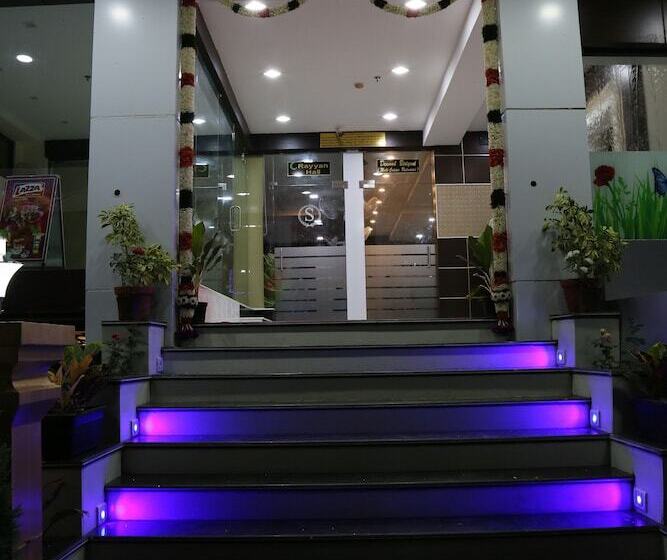 בית מלון כפרי Sumi Palace