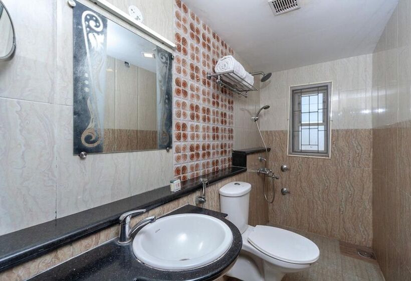 בית מלון כפרי Sumi Palace