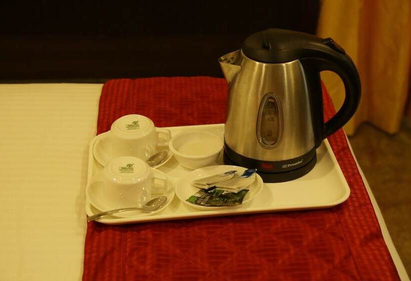 בית מלון כפרי Sumi Palace