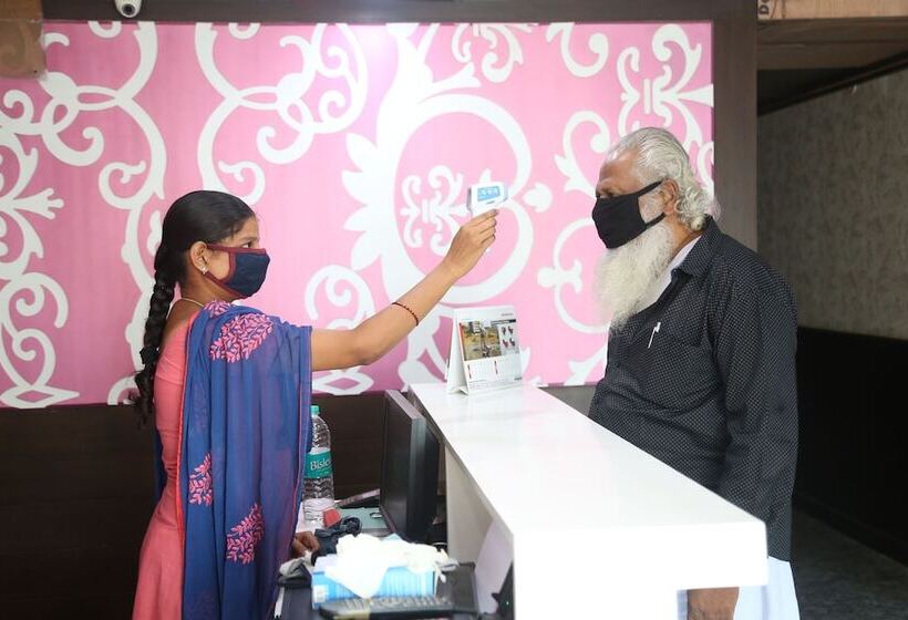 בית מלון כפרי Sumi Palace