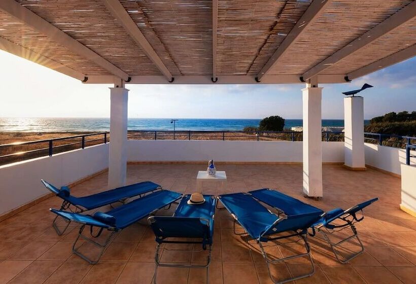 Nautilus Beach House