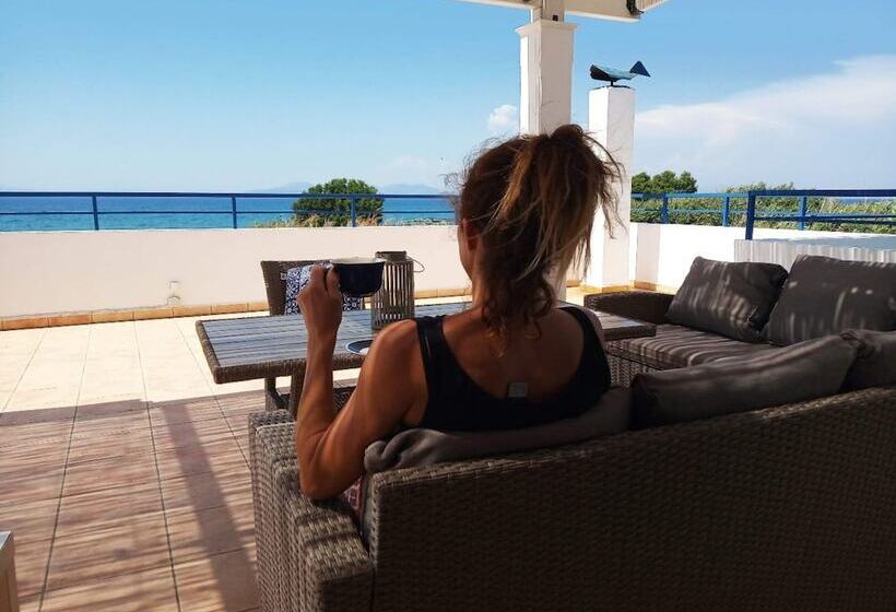 Nautilus Beach House