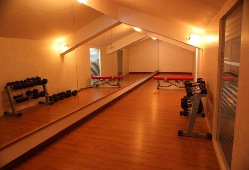 پانسیون Mgm Aagman The Guest House