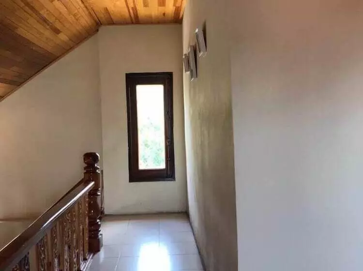 Majatalo Pukyo Bed And Breakfast