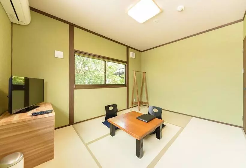 Ryokan Yufuin Iyotomi