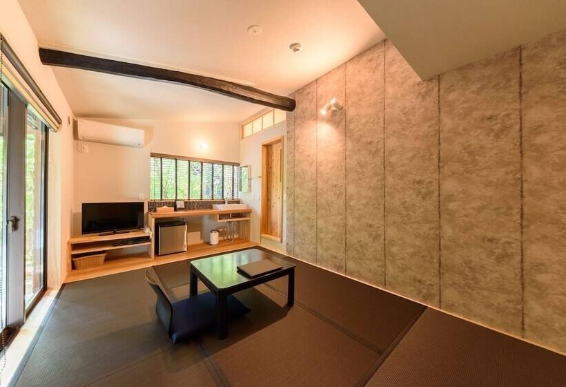 ריוקאן Yufuin Iyotomi