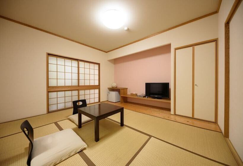 ריוקאן Yufuin Iyotomi