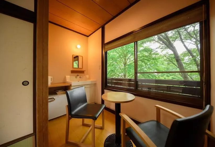 Ryokan Yufuin Iyotomi