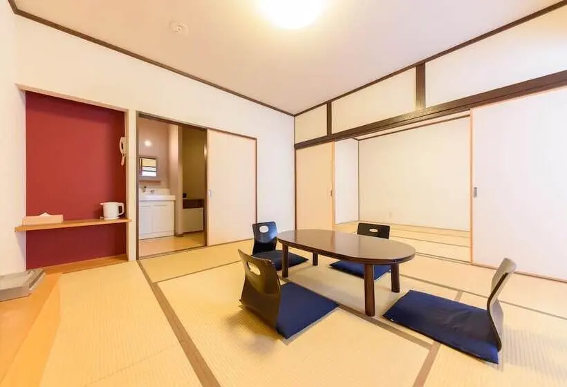 旅館 Yufuin Iyotomi