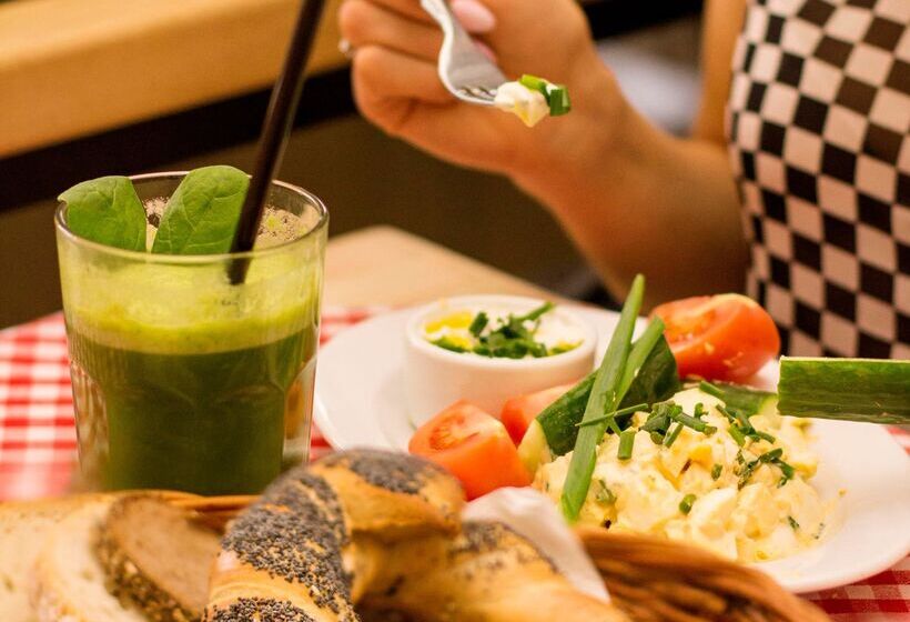 Общежитие Draggo House