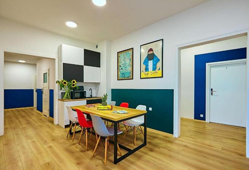 Retkeilymaja Draggo House