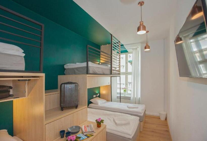 Retkeilymaja Draggo House