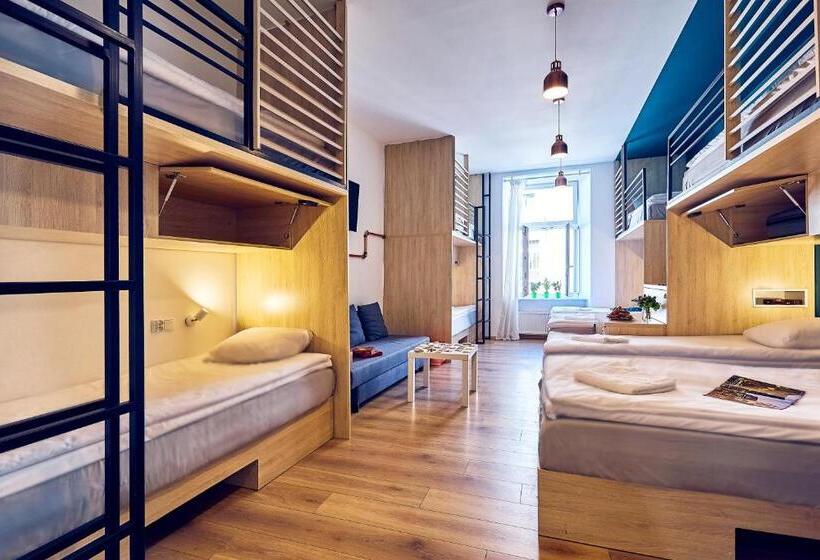 Общежитие Draggo House