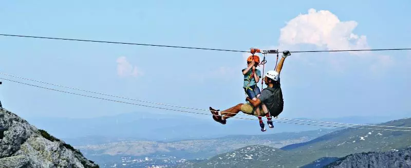 Ark Beach Apartments