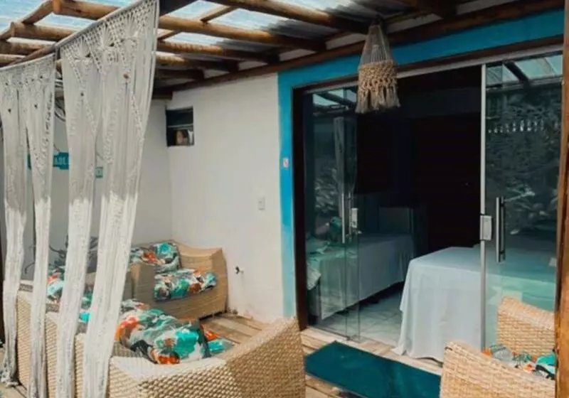 ホテル Pousada Portal Dos Golfinhos