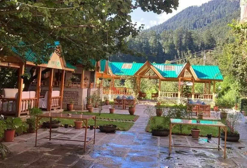 هتل Purnima Guest House Manali