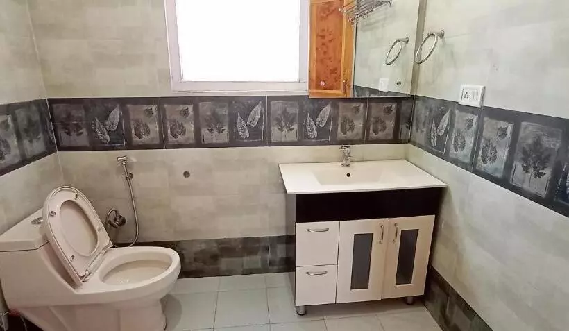 هتل Purnima Guest House Manali