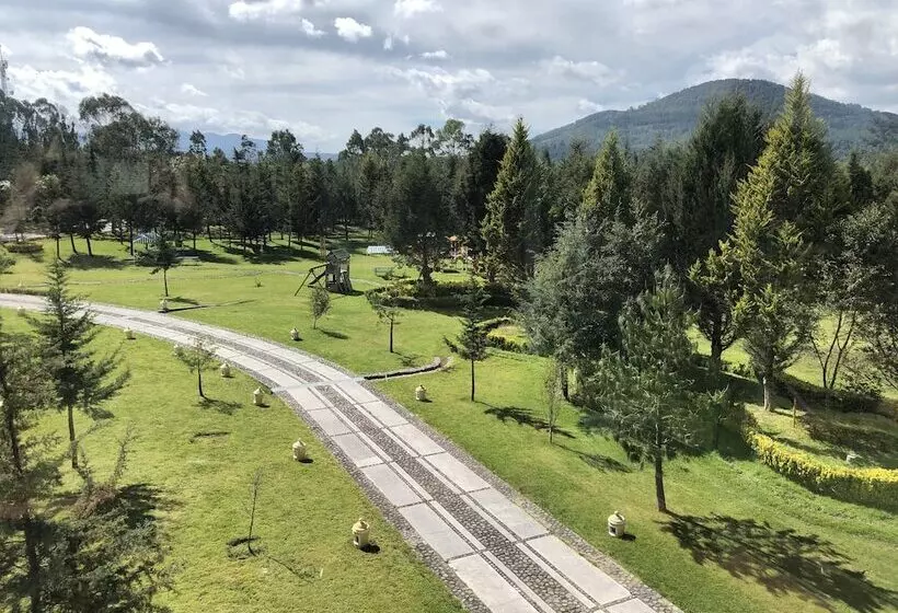 Hotelli Real Hacienda Santo Tomás