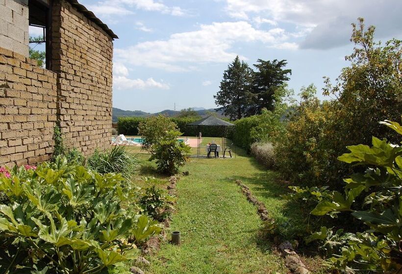 فندق ريفى Agriturismo Montepozzalino