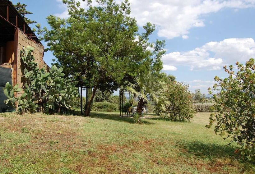 فندق ريفى Agriturismo Montepozzalino