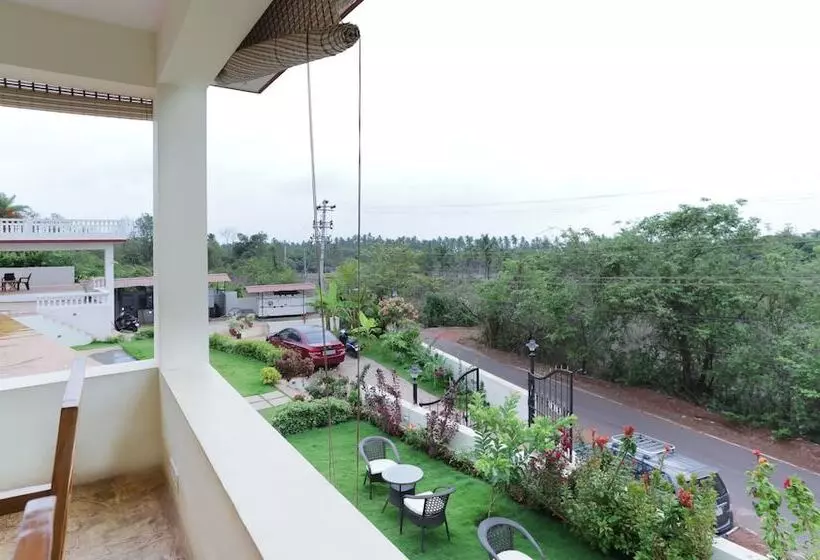 Hotel Treebo Aarya Boulevard