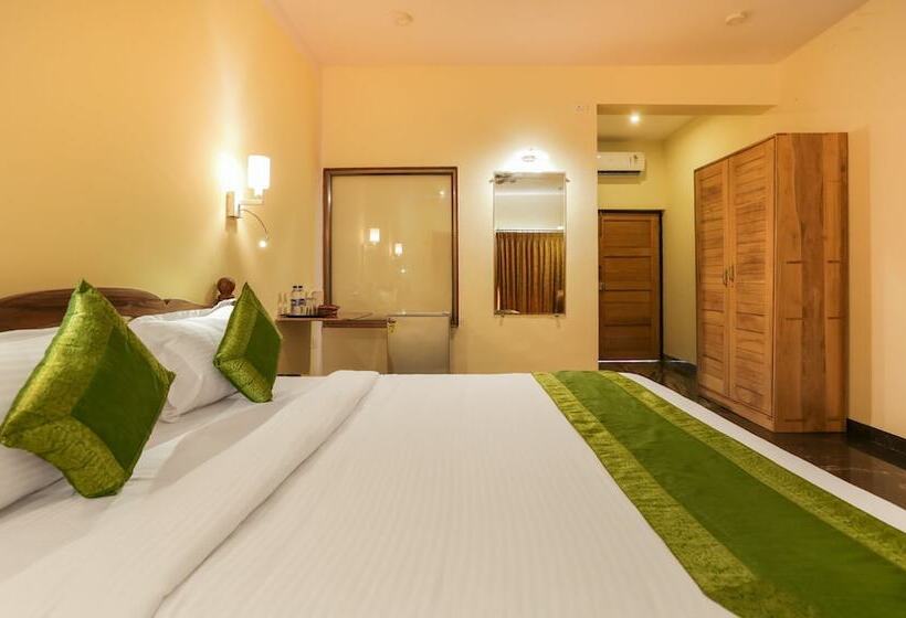 فندق Treebo Aarya Boulevard