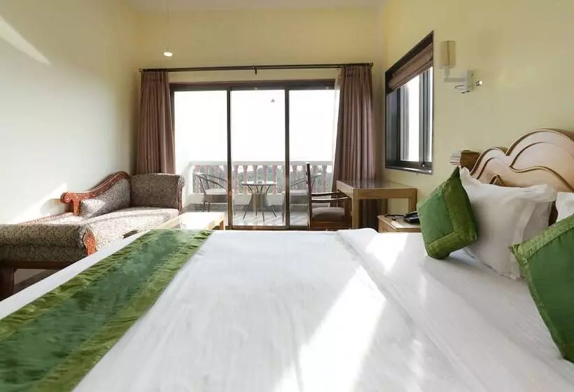 Hotel Treebo Aarya Boulevard