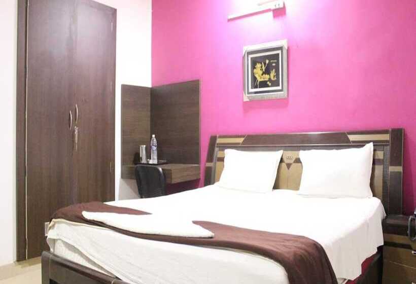 Hotel Upendra Theertha Nilayam