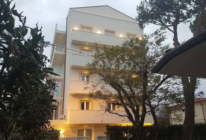 هتل Villa Barsanti