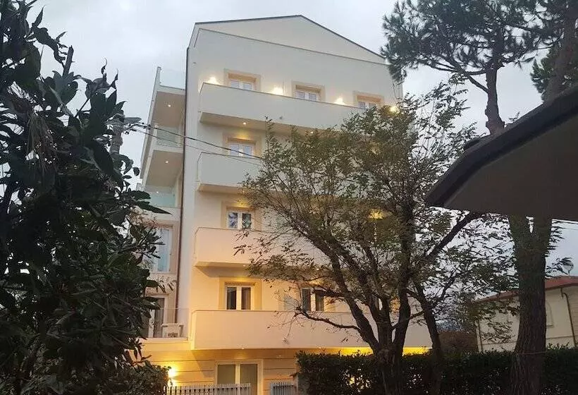 هتل Villa Barsanti