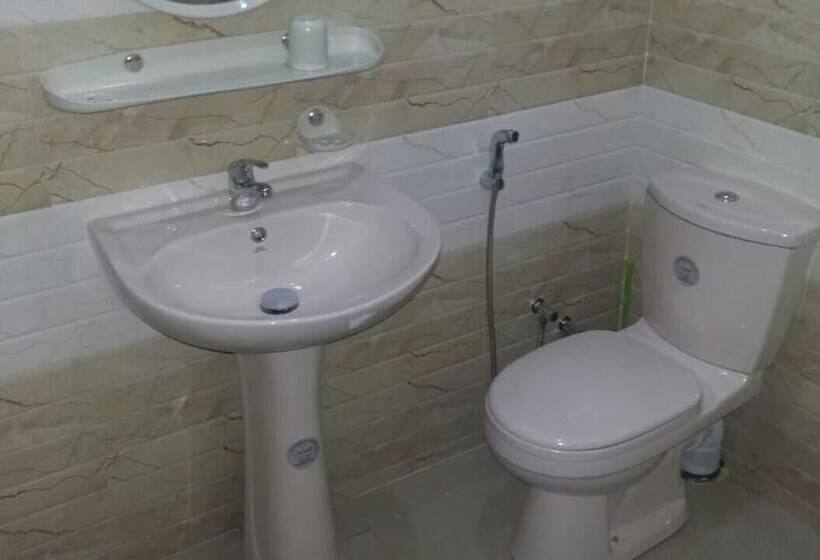 פנסיון Thomo Rest