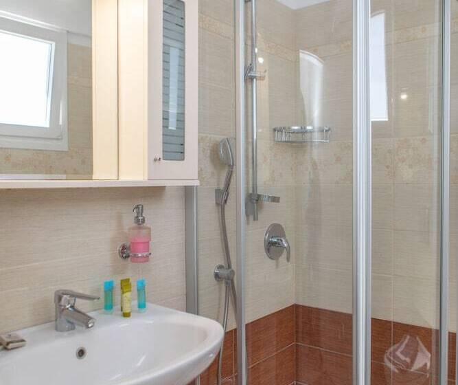 Naxos Lane Center Studios