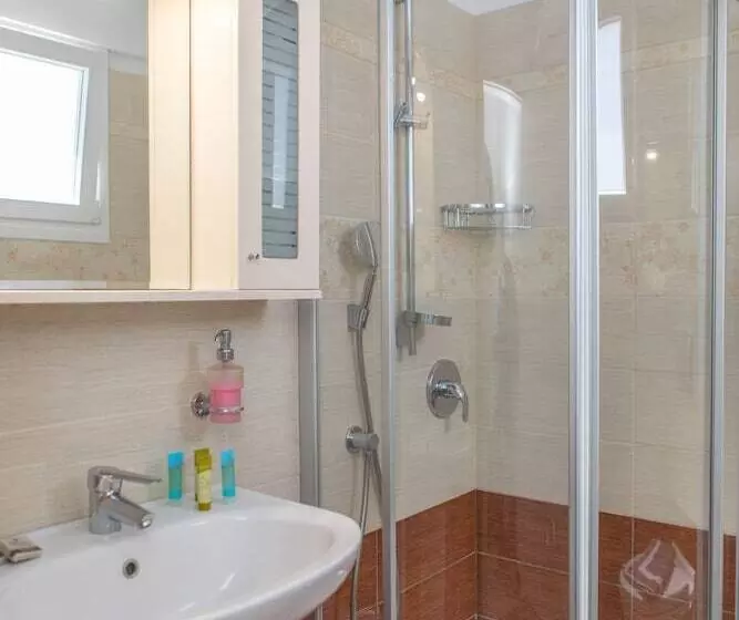 Naxos Lane Center Studios