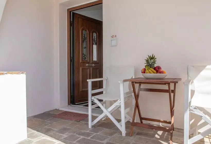 Naxos Lane Center Studios