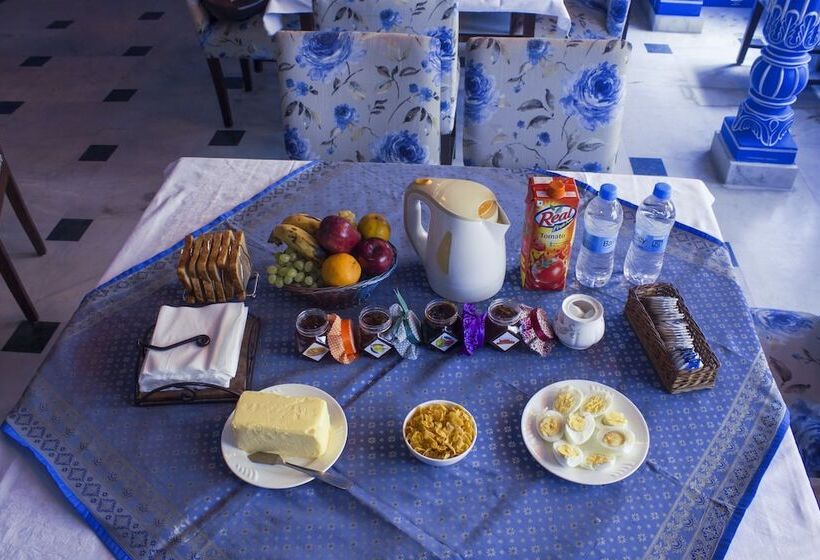 مبيت وإفطار Haveli Kalwara   A Heritage