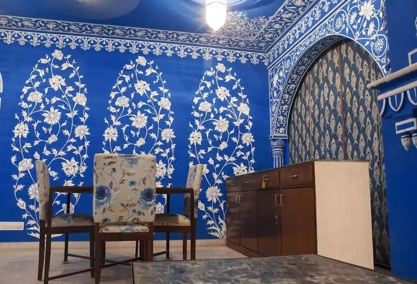 تختخواب و صبحانه Haveli Kalwara   A Heritage