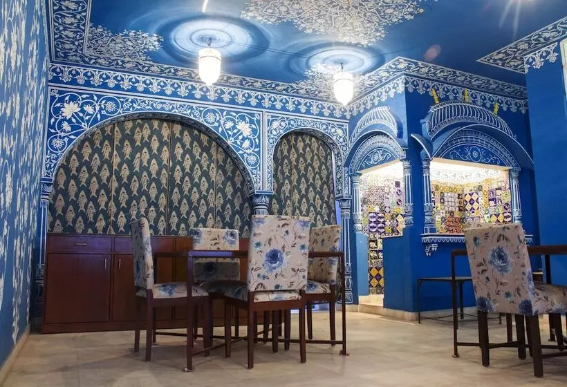 تختخواب و صبحانه Haveli Kalwara   A Heritage