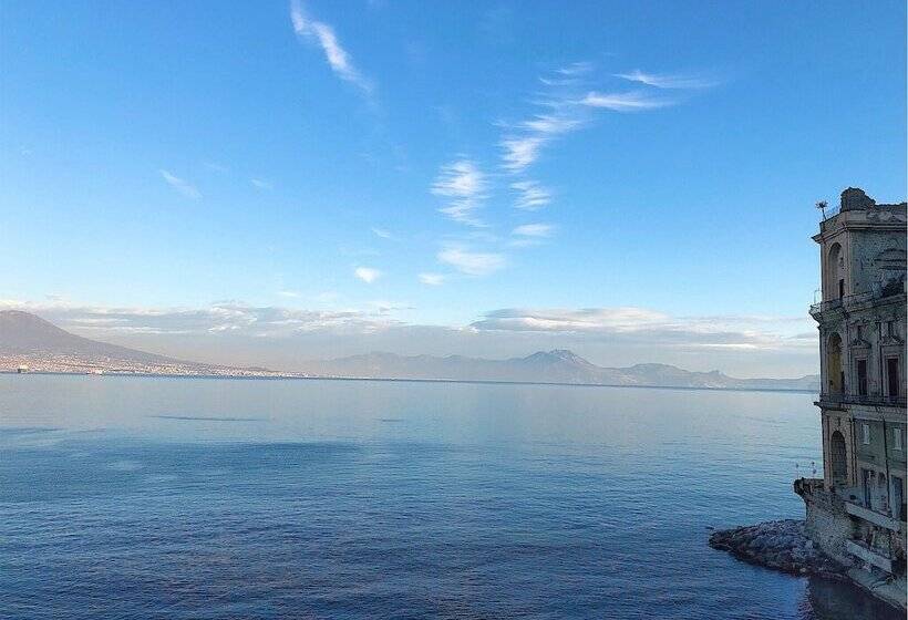 تختخواب و صبحانه It S Room Naples