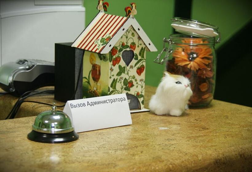 Hostel Gostevoy Dom Nice