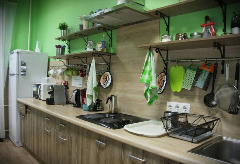 Hostel Gostevoy Dom Nice