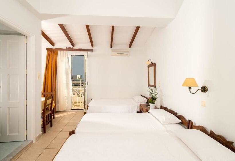 Szálloda Ikaros Art