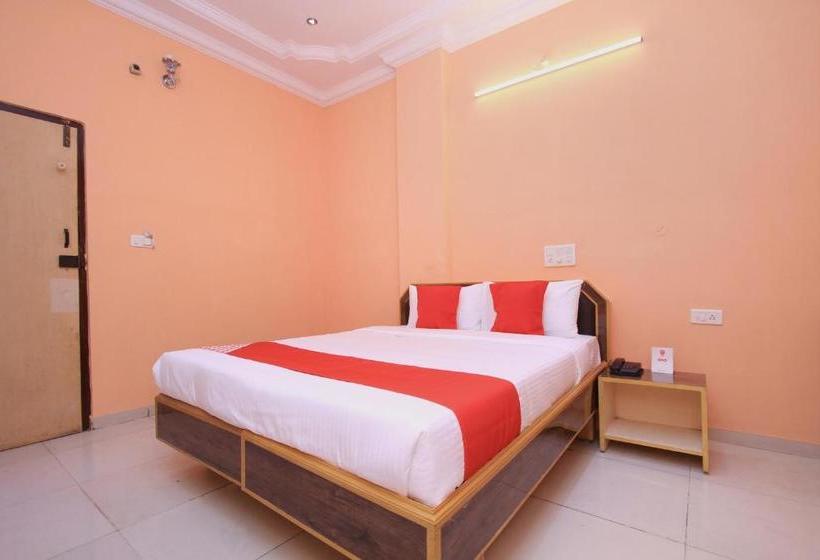 Hotelli Flagship Majestic Near Lalbagh Botanical Garden